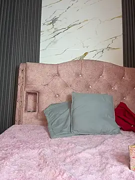 Aylin fire online show from 04/18/26, 06:45