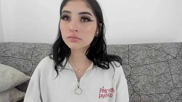 Snapshot of Kattengel_ chatting on 05/07/26, 09:31 Kattengel online show from 05/07/26, 09:31