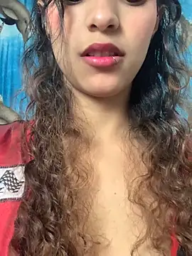 Snapshot of soffii-estrella chatting on 03/03/26, 07:36 soffii-estrella online show from 03/03/26, 07:36