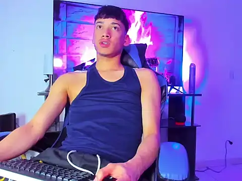 Lyam Russo online show from 03/17/26, 05:22