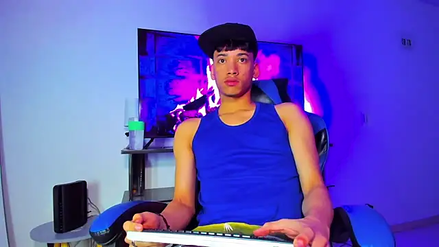 Lyam Russo online show from 03/18/26, 08:39