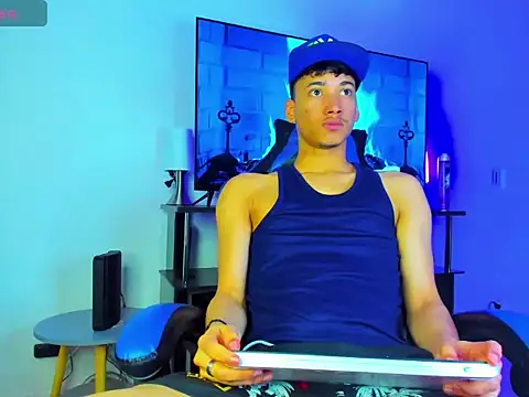 Lyam Russo online show from 03/24/26, 04:28