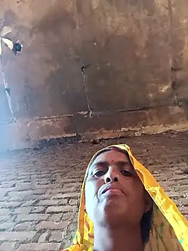 Snapshot of Hot_re83 chatting on 03/02/26, 07:15 Hot re83 online show from 03/02/26, 07:15