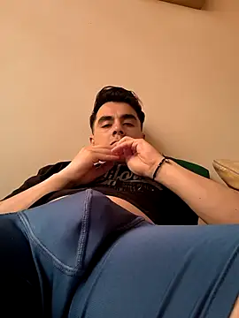 PornOliver247 online show from 02/16/26, 06:48