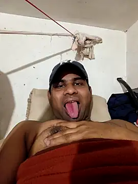 Snapshot of Amina___trans__sexy chatting on 02/25/26, 06:39 Amina trans sexy online show from 02/25/26, 06:39