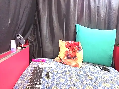 indiansexkitten23 online show from 05/30/26, 06:32