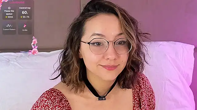 SweetElya online show from 06/04/26, 06:19