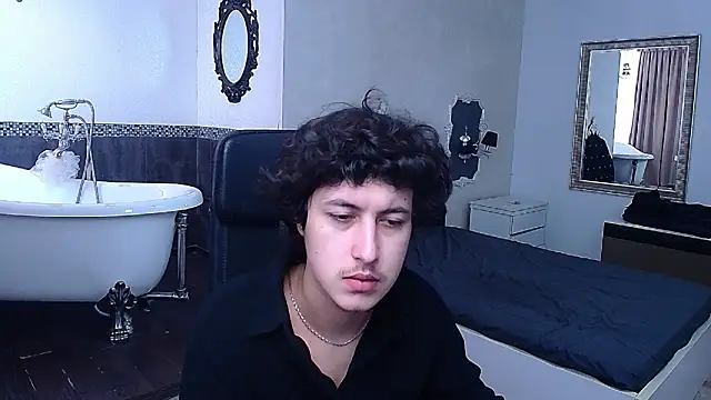 Snapshot of GriffinDane chatting on 02/24/26, 08:01 GriffinDane online show from 02/24/26, 08:01