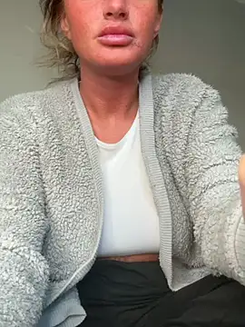 jadey19x online show from 04/21/26, 04:45