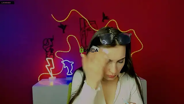 Snapshot of jenny_donne chatting on 04/27/26, 11:19 jenny donne online show from 04/27/26, 11:19