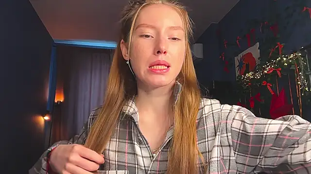 Snapshot of Anna_Kare chatting on 03/04/26, 09:15 Anna Kare online show from 03/04/26, 09:15