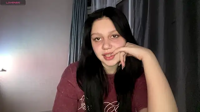 Snapshot of RaquelsHusband chatting on 02/24/26, 02:48 RaquelsHusband online show from 02/24/26, 02:48