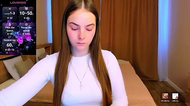 Maddy Wood  online show from 03/12/26, 08:42