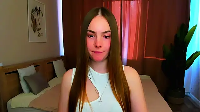 Maddy Wood  online show from 04/02/26, 02:58