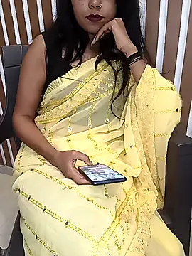 Snapshot of Cutie_babes01 chatting on 02/21/26, 07:26 Cutie babes01 online show from 02/21/26, 07:26