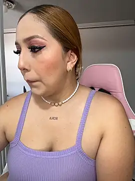 Snapshot of Kiarhatrixie1 chatting on 02/26/26, 05:45 Kiarhatrixie1 online show from 02/26/26, 05:45