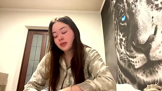 Snapshot of AudieGravely chatting on 03/03/26, 11:32 AudieGravely online show from 03/03/26, 11:32