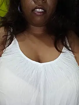 Snapshot of NISHHAA chatting on 05/27/26, 04:15 NISHHAA online show from 05/27/26, 04:15
