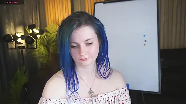 AlisaGracee online show from 05/20/26, 12:44