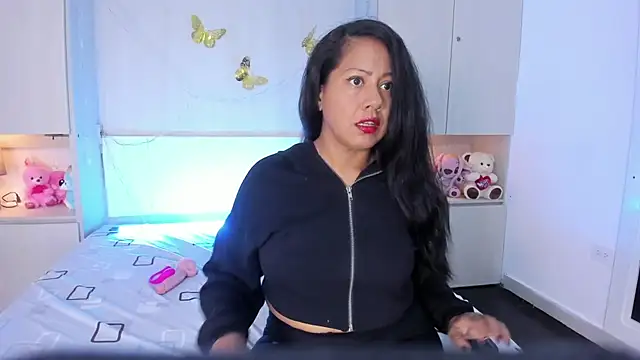 AllieBennet online show from 04/08/26, 08:42