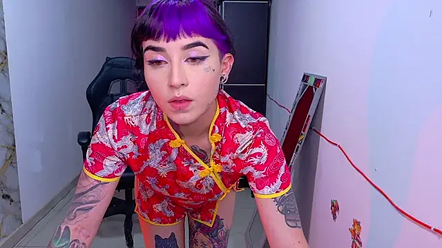 nova kitttyy online show from 04/17/26, 05:10