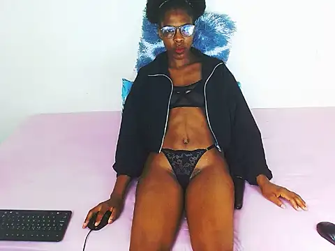 Snapshot of ChocoSlenderXXX chatting on 04/19/26, 10:23 ChocoSlenderXXX online show from 04/19/26, 10:23