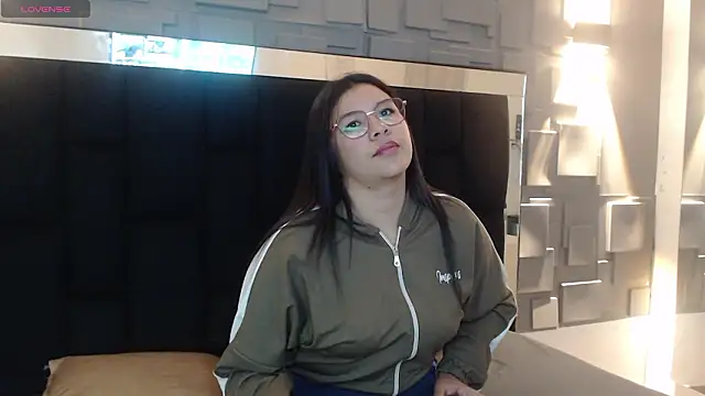 Snapshot of belen_green chatting on 02/26/26, 10:47 belen green online show from 02/26/26, 10:47