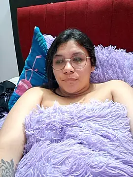 Snapshot of belen_green chatting on 04/21/26, 01:42 belen green online show from 04/21/26, 01:42