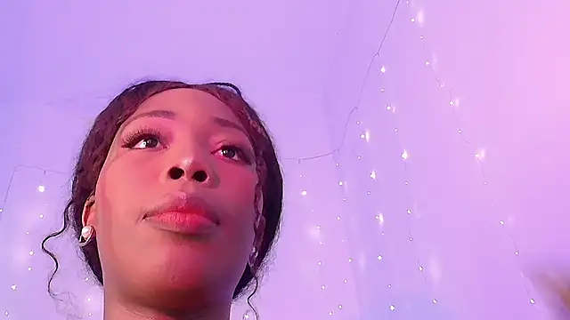 Snapshot of Lunaruiz chatting on 02/23/26, 09:12 Lunaruiz online show from 02/23/26, 09:12