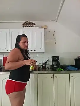 Snapshot of Mishell_Perez chatting on 02/21/26, 07:15 Mishell Perez online show from 02/21/26, 07:15