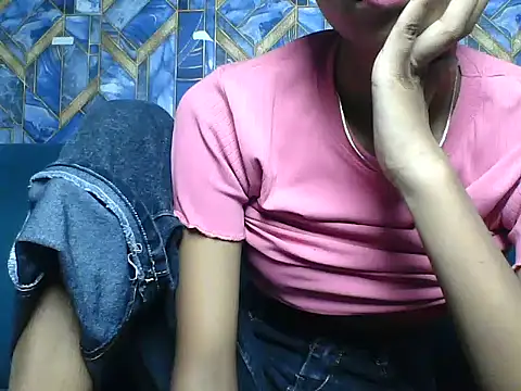 Rani1993 online show from 04/04/26, 02:14