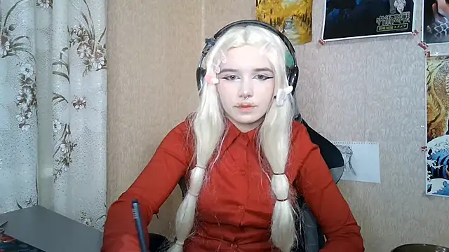 Snapshot of MilaTyan chatting on 04/23/26, 05:04 MilaTyan online show from 04/23/26, 05:04