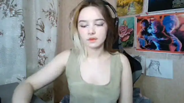 Snapshot of MilaTyan chatting on 04/26/26, 05:32 MilaTyan online show from 04/26/26, 05:32