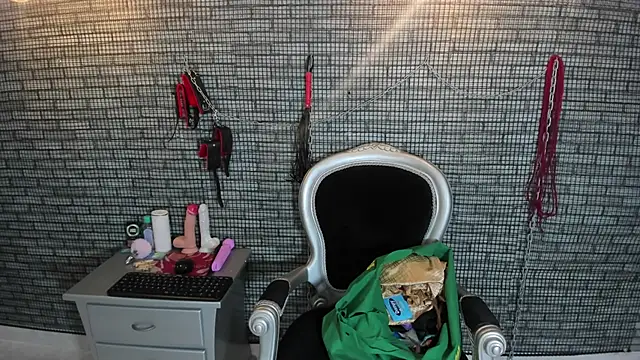 hillary bigbutt online show from 04/05/26, 03:42