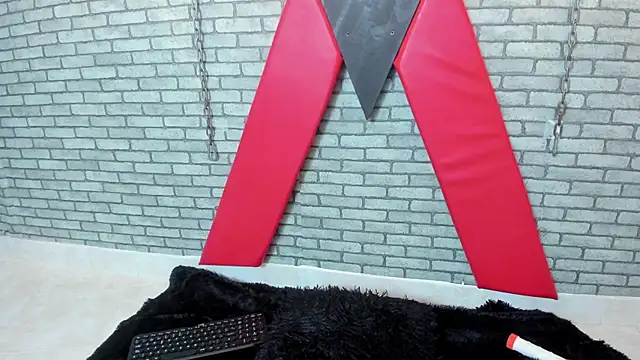 hillary bigbutt online show from 05/27/26, 11:07