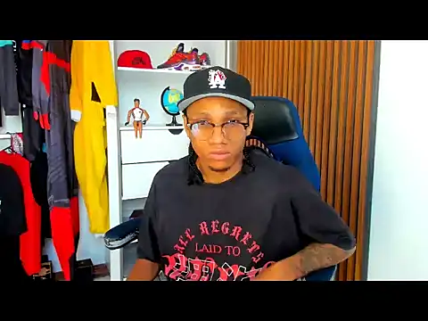 Snapshot of yandi_hot chatting on 02/23/26, 02:14 yandi hot online show from 02/23/26, 02:14