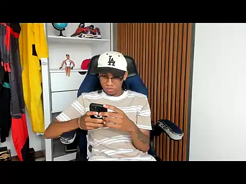 Snapshot of yandi_hot chatting on 03/02/26, 02:13 yandi hot online show from 03/02/26, 02:13