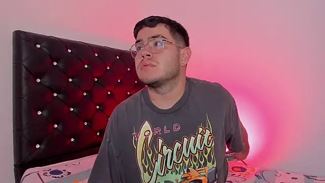 Snapshot of Joseph_connor5 chatting on 03/01/26, 01:40 Joseph connor5 online show from 03/01/26, 01:40