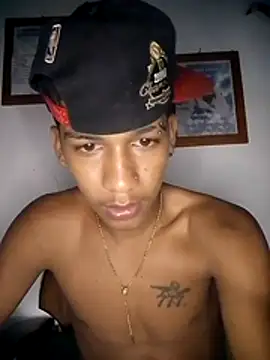 Snapshot of dan30_cm chatting on 03/04/26, 04:40 dan30 cm online show from 03/04/26, 04:40