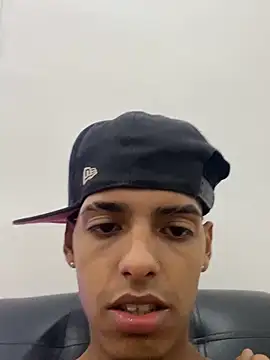 Alee 2005 online show from 04/11/26, 05:56