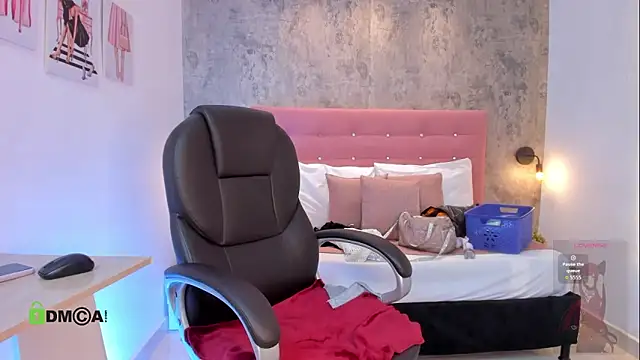 brithanycampbell online show from 04/10/26, 12:21