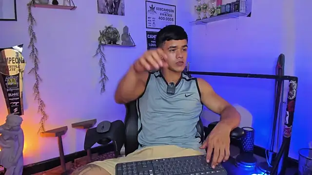 Rob zaens33 online show from 03/05/26, 02:35