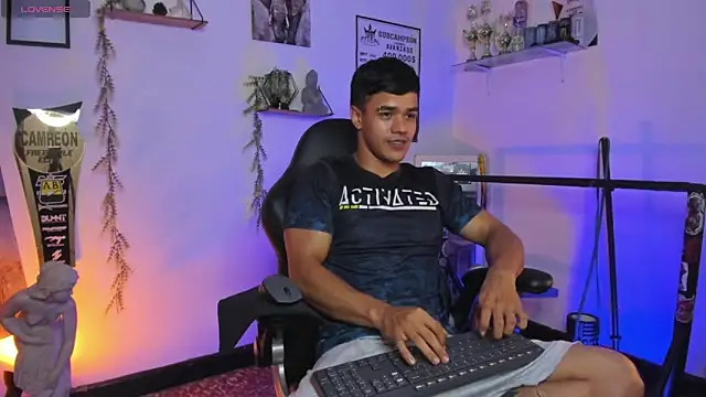 Rob zaens33 online show from 03/24/26, 03:06