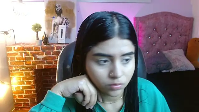 mila quin online show from 04/05/26, 12:57