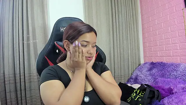 Sienna Lux01 online show from 02/26/26, 05:56