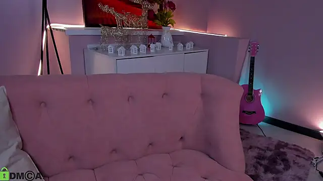 leylamirage online show from 02/26/26, 12:26