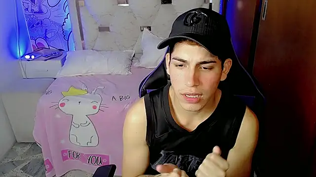 Snapshot of Bby_cash_ chatting on 02/24/26, 08:40 Bby cash online show from 02/24/26, 08:40