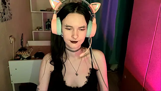 MabelDefina online show from 05/16/26, 05:37