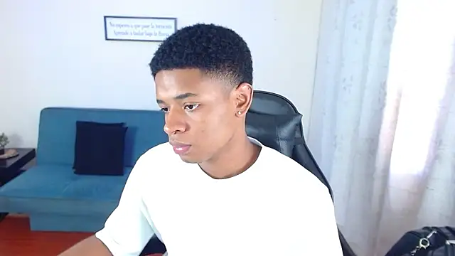 liiam3 online show from 03/16/26, 09:08