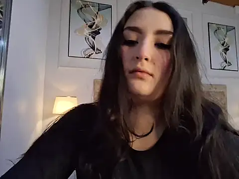 zoe moon   online show from 05/13/26, 11:18
